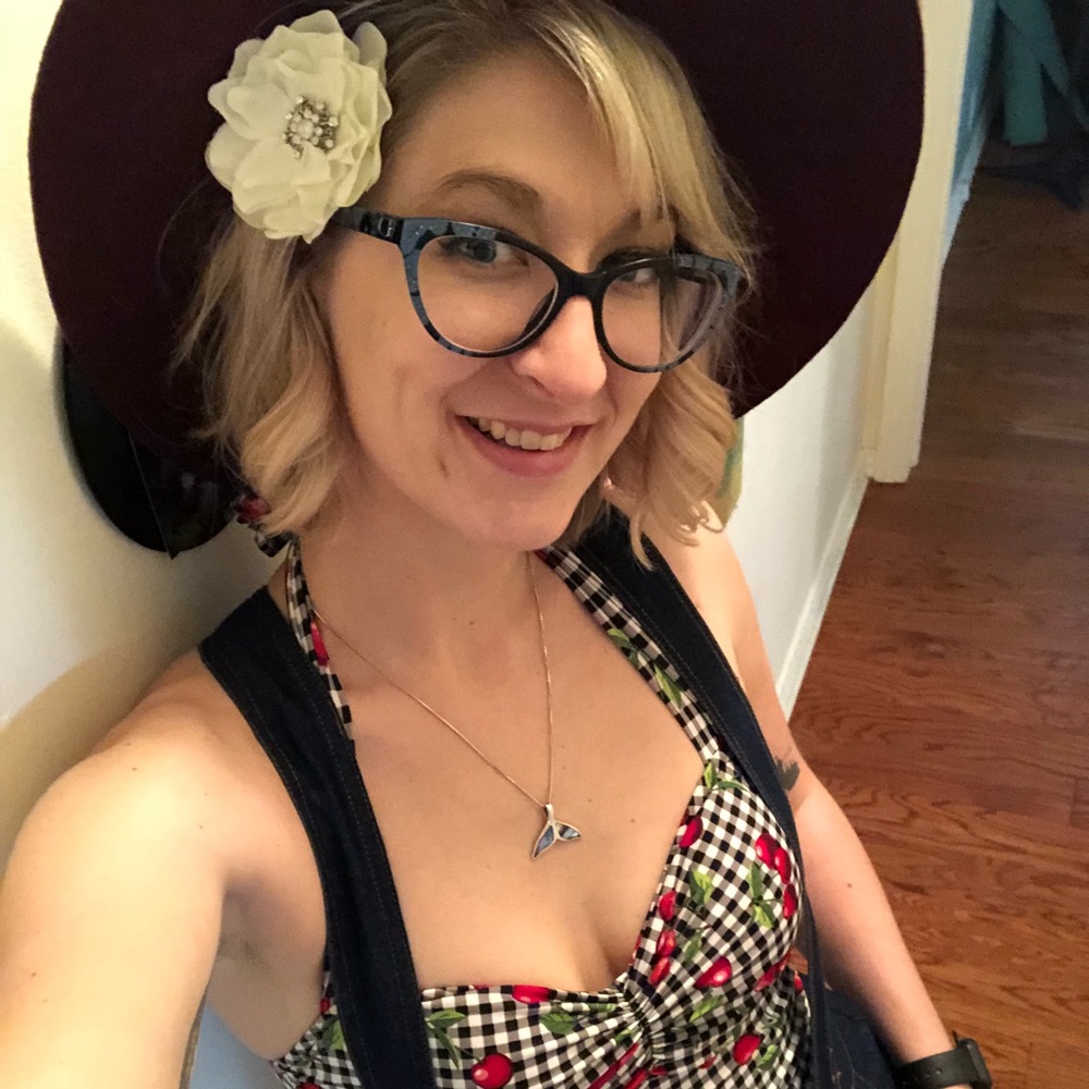 Meet your Posher, Allie